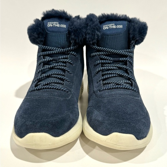 Skechers Womens On-The-Go Leather Fur Trim Round Toe Boots - Size 8 - Picture 2 of 8